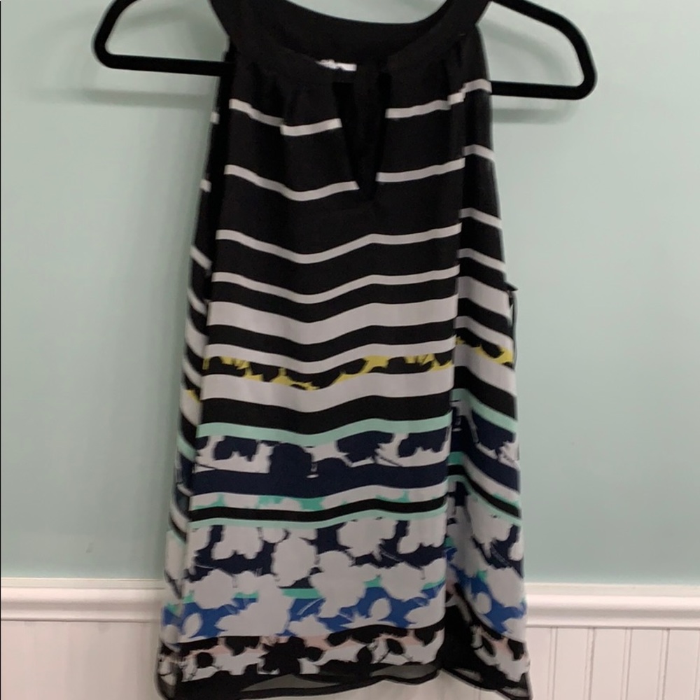 Tank top with bow front